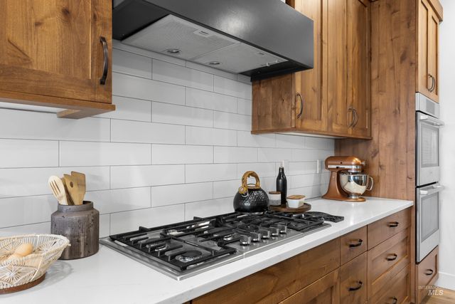 18119 N Fallspring Pl, Nampa, ID 83687