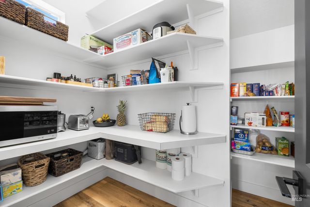 18119 N Fallspring Pl, Nampa, ID 83687