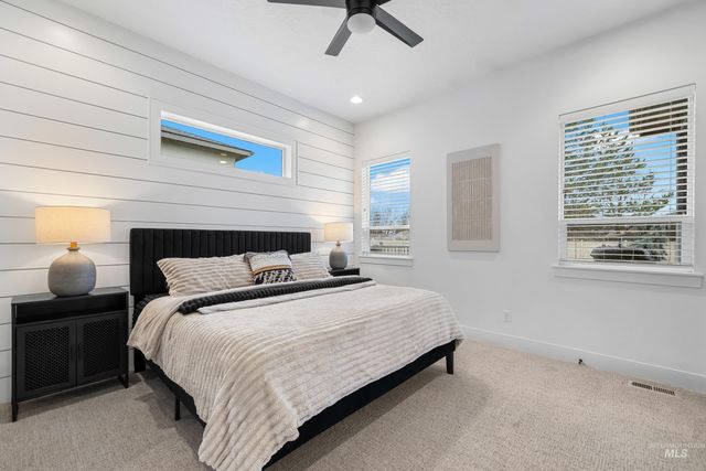 18119 N Fallspring Pl, Nampa, ID 83687