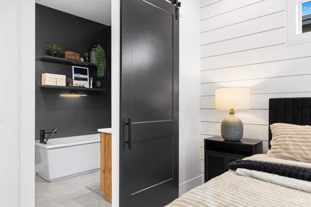 18119 N Fallspring Pl, Nampa, ID 83687