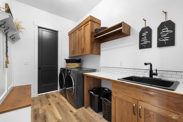 18119 N Fallspring Pl, Nampa, ID 83687