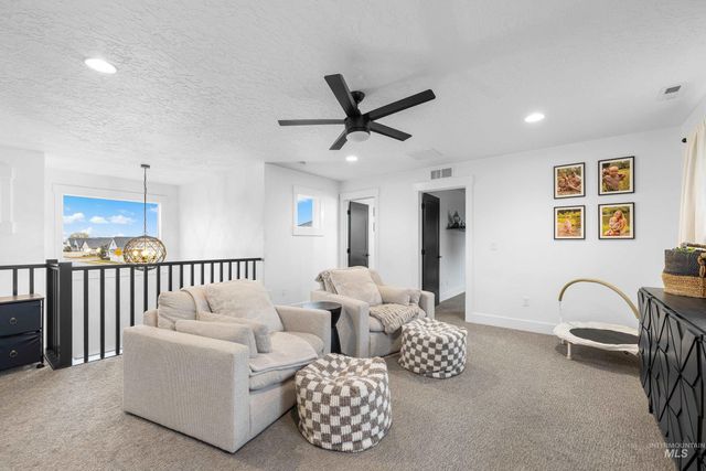 18119 N Fallspring Pl, Nampa, ID 83687