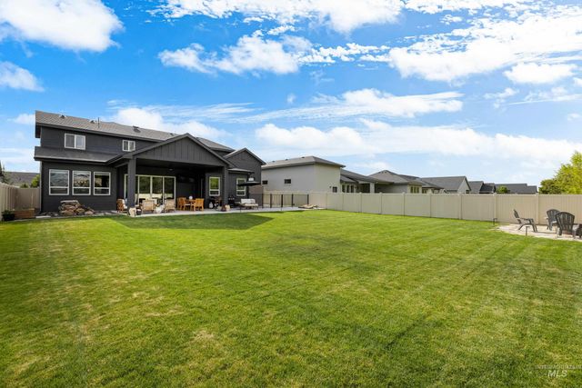 18119 N Fallspring Pl, Nampa, ID 83687