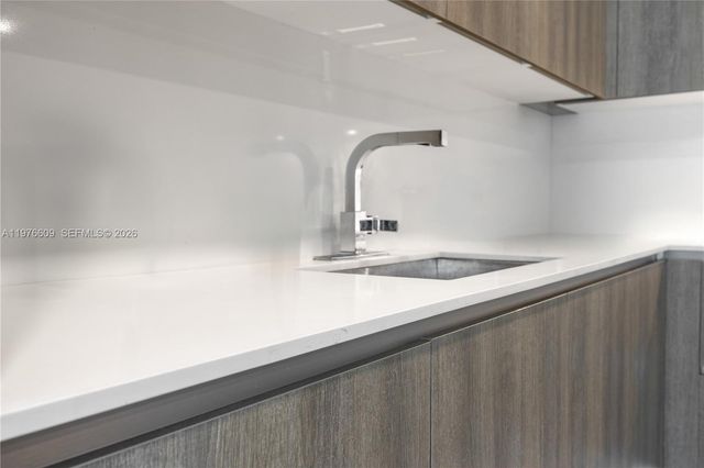 17550 Collins Ave 502, Sunny Isles Beach, FL 33160