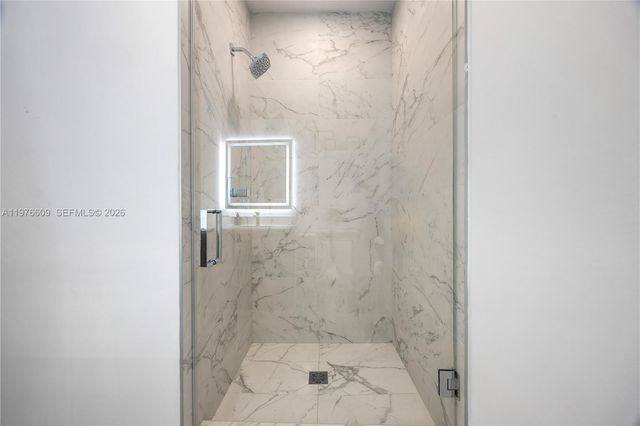 17550 Collins Ave 502, Sunny Isles Beach, FL 33160