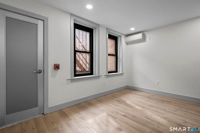 111 Bank Street 3D, Waterbury, CT 06702