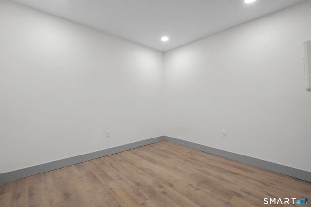 111 Bank Street 3D, Waterbury, CT 06702