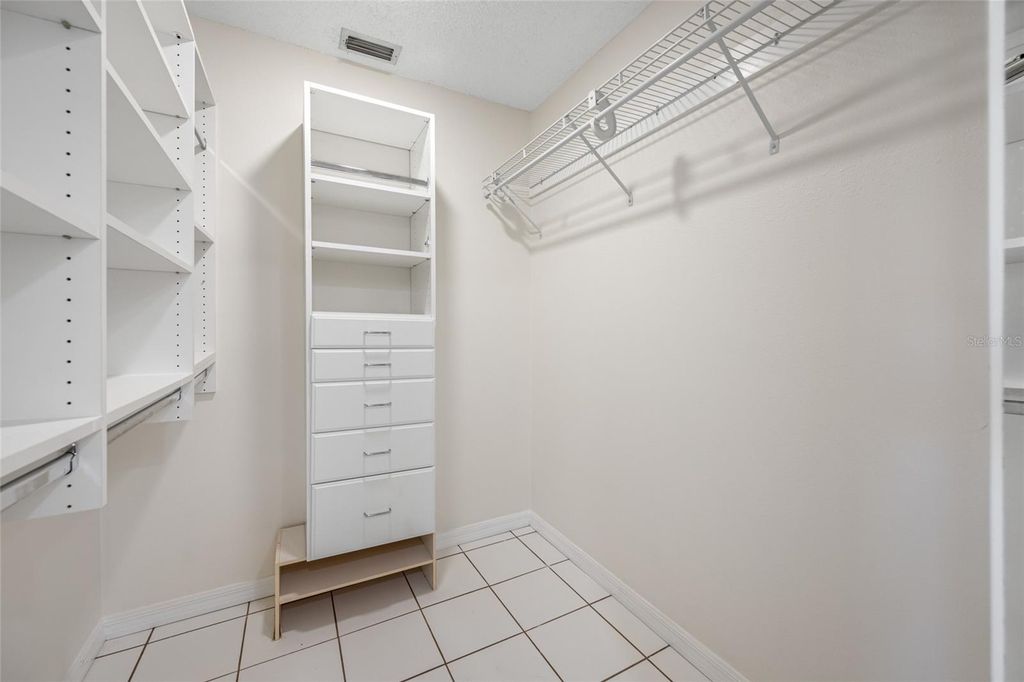 Image 16 of property listing at 14778 FEATHER COVE ROAD, Clearwater, FL 33762