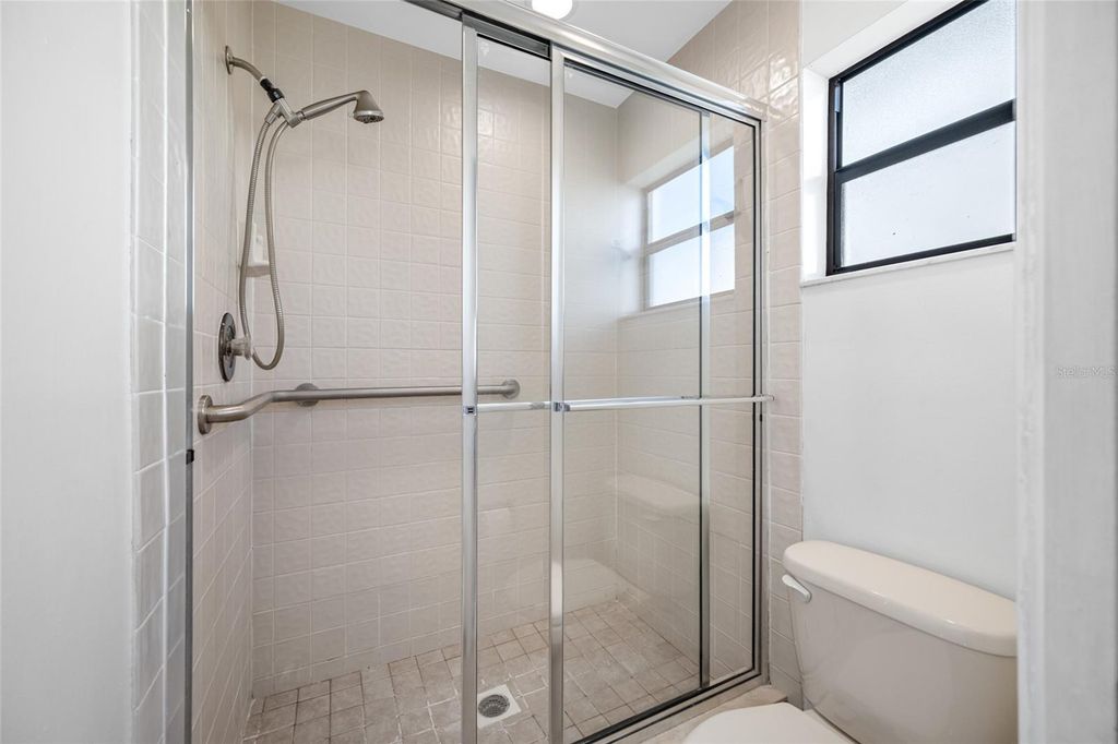 Image 21 of property listing at 14778 FEATHER COVE ROAD, Clearwater, FL 33762