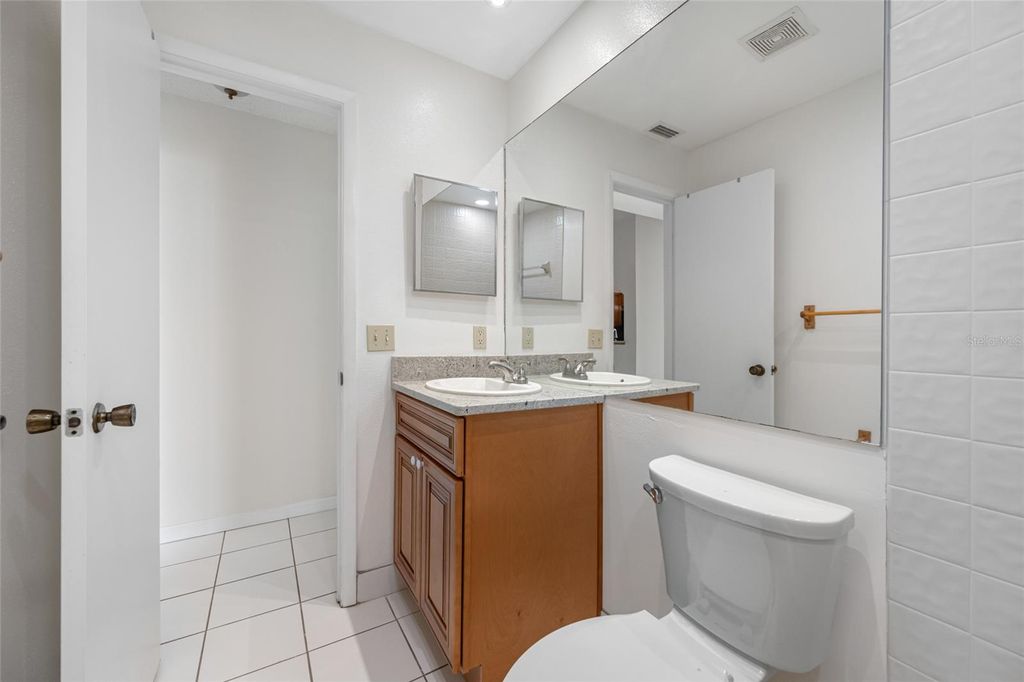 Image 26 of property listing at 14778 FEATHER COVE ROAD, Clearwater, FL 33762