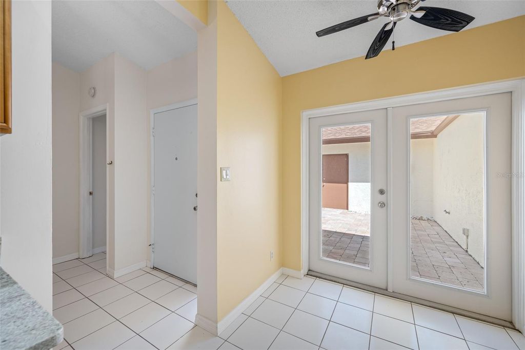 Image 5 of property listing at 14778 FEATHER COVE ROAD, Clearwater, FL 33762