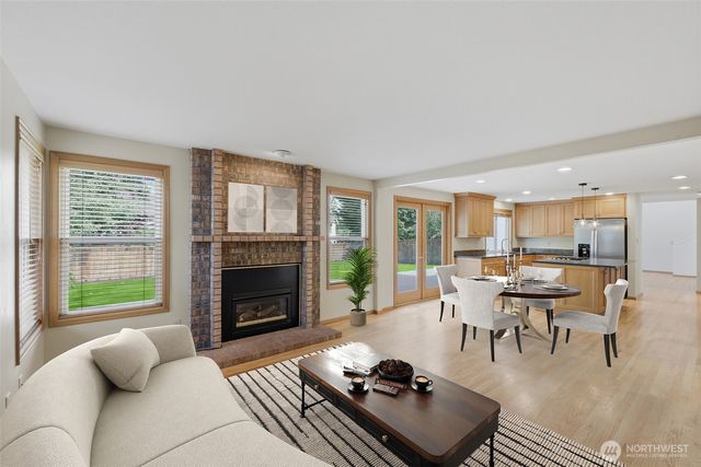 26032 SE 39th Way, Sammamish, WA 98029