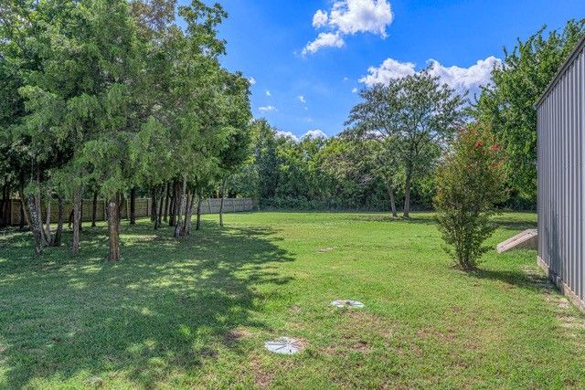 99 Catamaran Court, Gordonville, TX 76245