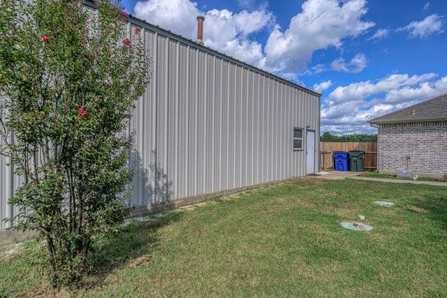 99 Catamaran Court, Gordonville, TX 76245