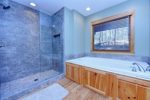 63 Misty Oaks Court, Ellijay, GA 30536