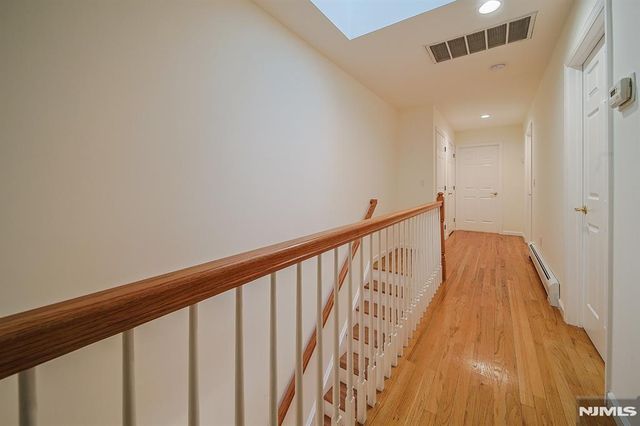 333 Highland Avenue B, Palisades Park, NJ 07650