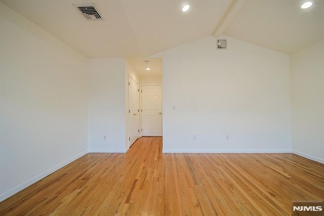 333 Highland Avenue B, Palisades Park, NJ 07650