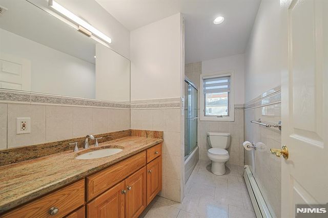 333 Highland Avenue B, Palisades Park, NJ 07650