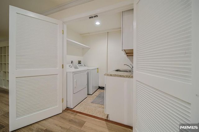 333 Highland Avenue B, Palisades Park, NJ 07650