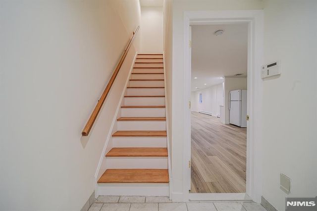 333 Highland Avenue B, Palisades Park, NJ 07650