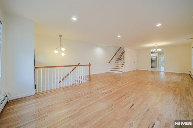 333 Highland Avenue B, Palisades Park, NJ 07650