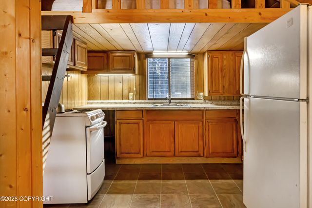 5250 S Old Glenn Highway, Palmer, AK 99645