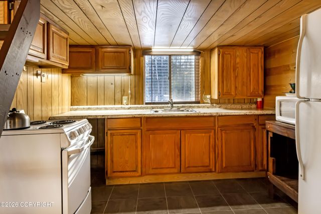 5250 S Old Glenn Highway, Palmer, AK 99645