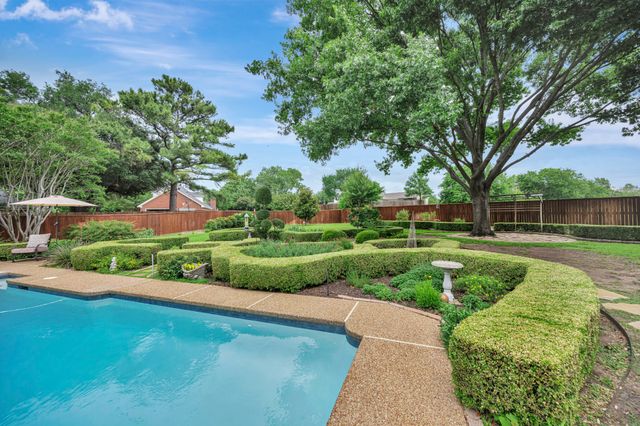 5208 Alexander Drive, Flower Mound, TX 75028