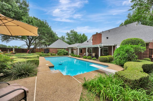 5208 Alexander Drive, Flower Mound, TX 75028