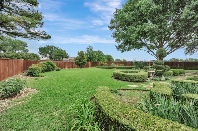 5208 Alexander Drive, Flower Mound, TX 75028
