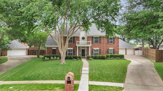 5208 Alexander Drive, Flower Mound, TX 75028