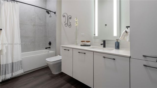 6970 SW 40th St 228, Miami, FL 33155