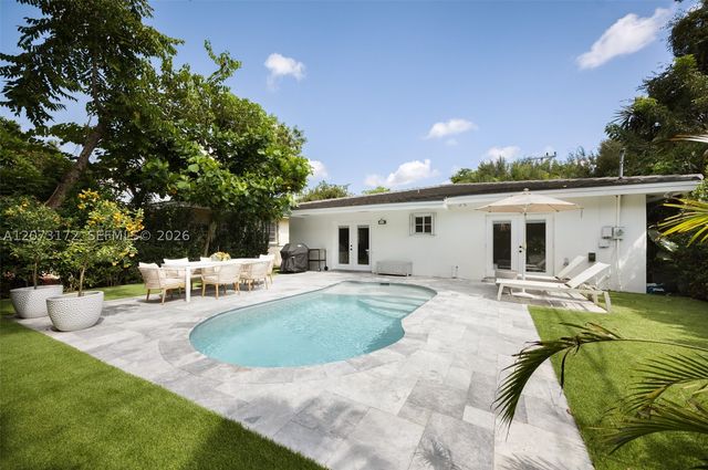 406 Miller Rd, Coral Gables, FL 33146