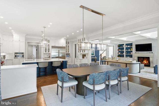 6909 ARBOR LN, Mclean, VA 22101