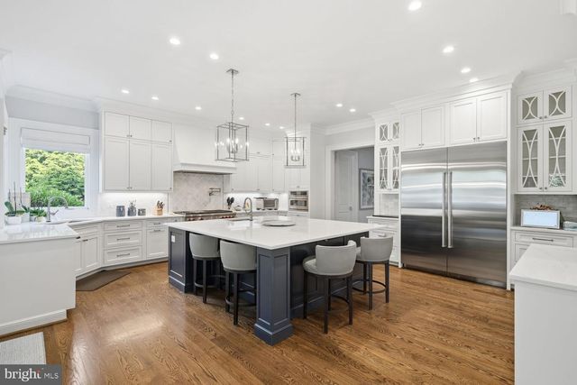 6909 ARBOR LN, Mclean, VA 22101