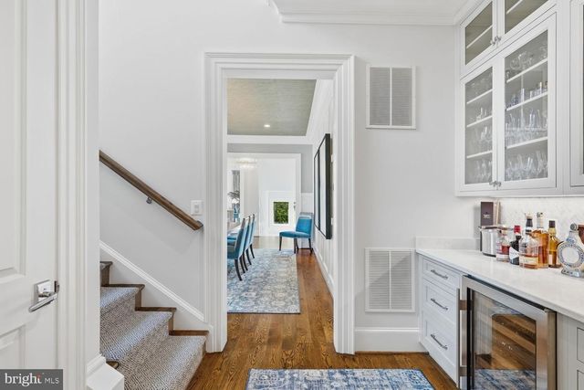 6909 ARBOR LN, Mclean, VA 22101
