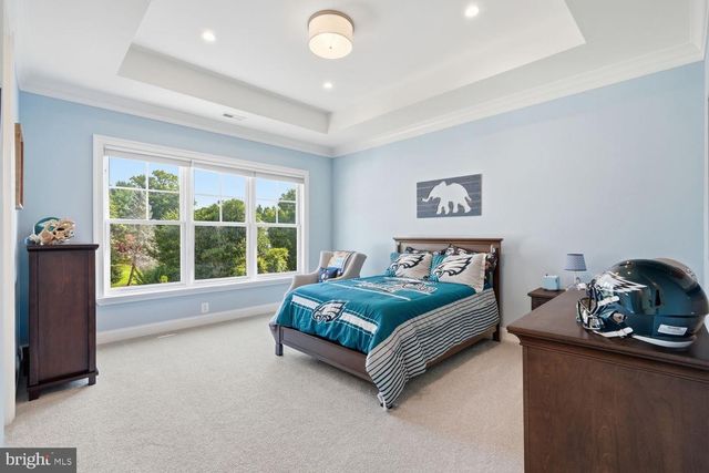 6909 ARBOR LN, Mclean, VA 22101