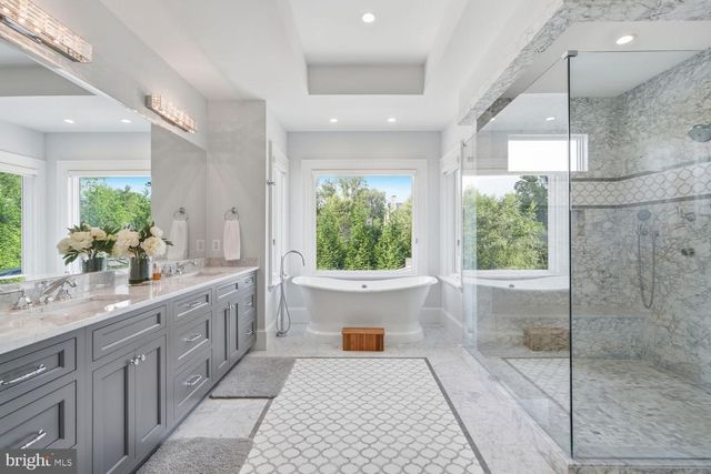 6909 ARBOR LN, Mclean, VA 22101