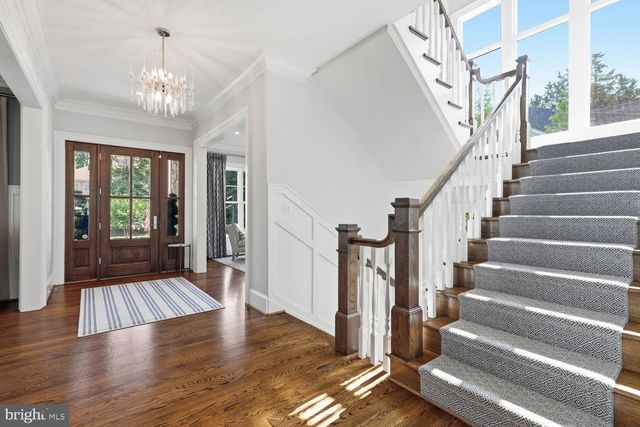 6909 ARBOR LN, Mclean, VA 22101