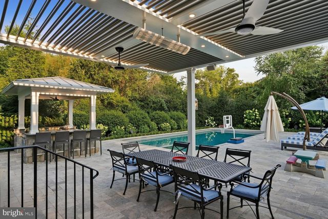 6909 ARBOR LN, Mclean, VA 22101