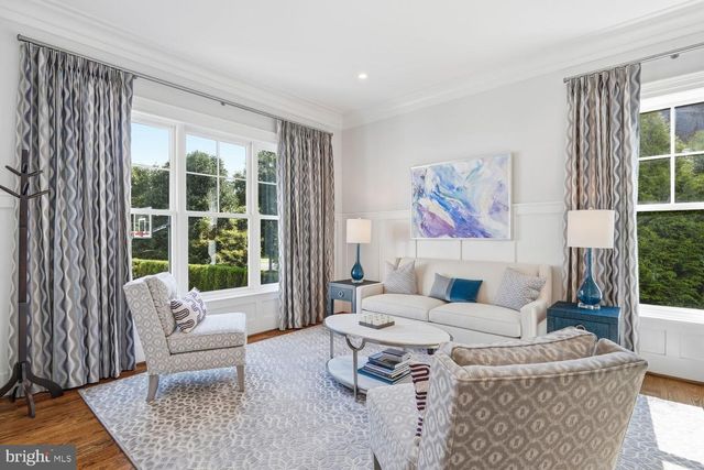6909 ARBOR LN, Mclean, VA 22101
