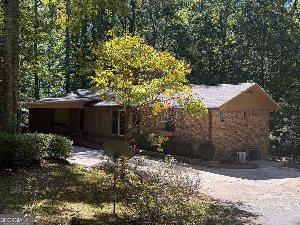 650 Woodside Road, Athens, GA 30607 — exterior