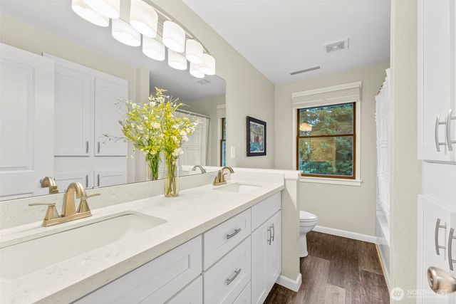 13716 106th Street E, Puyallup, WA 98374