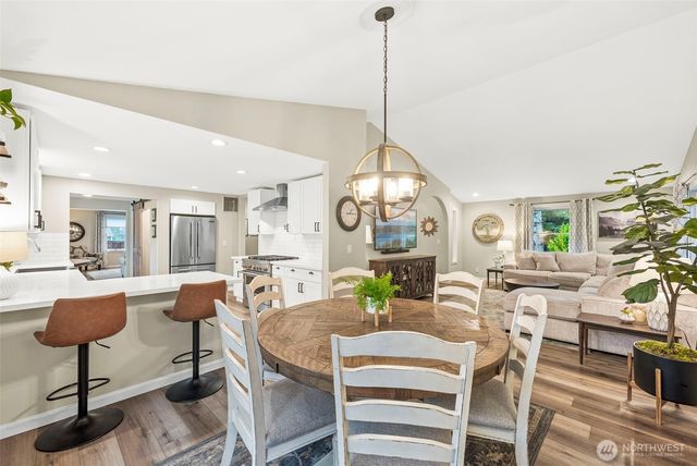 13716 106th Street E, Puyallup, WA 98374