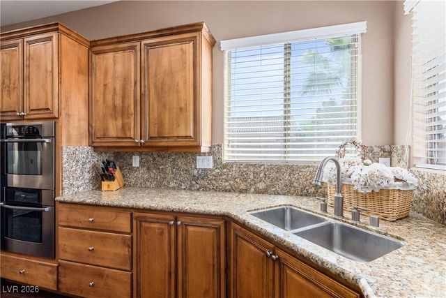 1041 Via Saint Lucia Place, Henderson, NV 89011