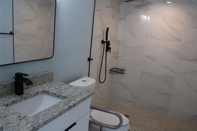 1106 E DR MARTIN LUTHER KING JR BOULEVARD, Plant City, FL 33563