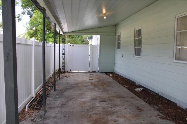 1106 E DR MARTIN LUTHER KING JR BOULEVARD, Plant City, FL 33563