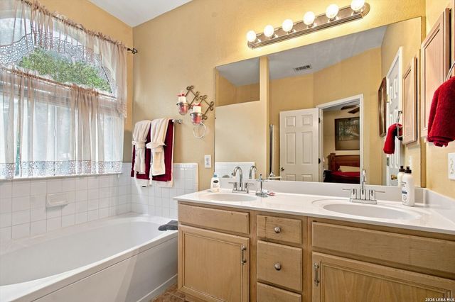 2519 SEQUOIA HEIGHT ST, San Antonio, TX 78251