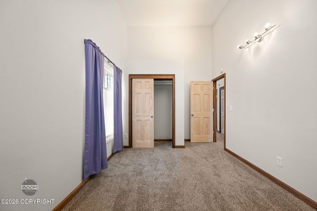6654 Lakeway Drive, Anchorage, AK 99502