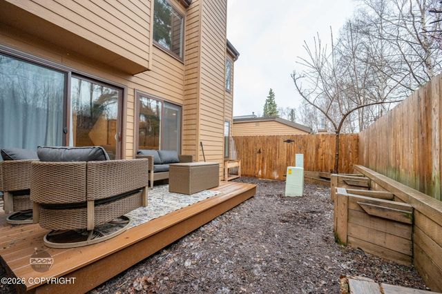 6654 Lakeway Drive, Anchorage, AK 99502